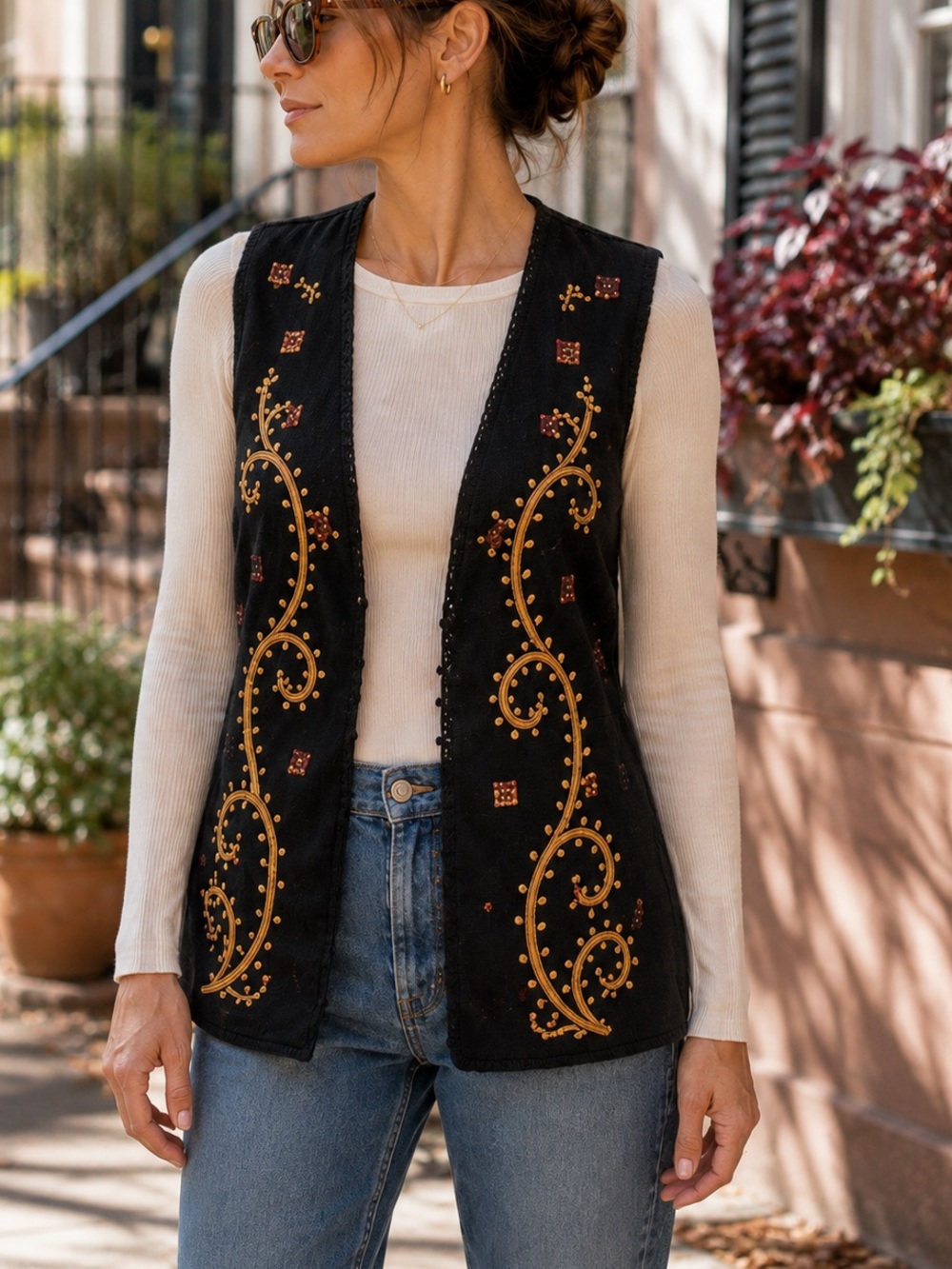 Vintage 90s Black Embroidered Vest – Festival Boho Layering Piece